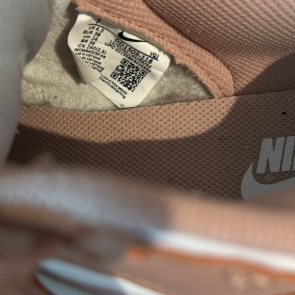 Nike dunk pink rose whisper women’s size 7 - Picture 5 of 5